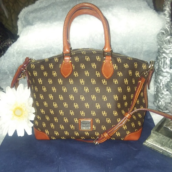 Authentic Dooney & Bourke "Gretta" Satchel. - Picture 1 of 8